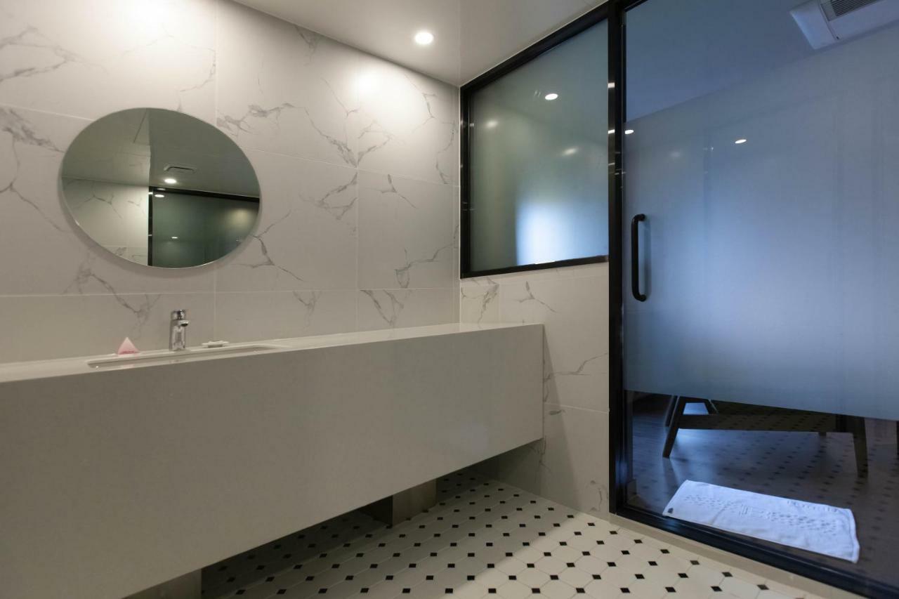 Brown-Dot Hotel Hadan Busan Exterior photo